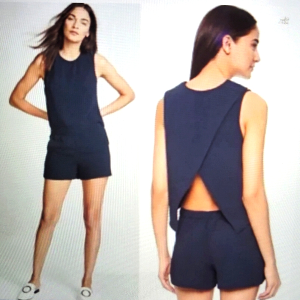Club Monaco Lyndsey Navy Open Back Romper with Snaps Sz 0